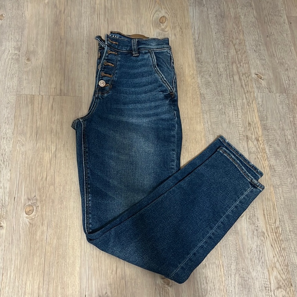 american eagle mom jean